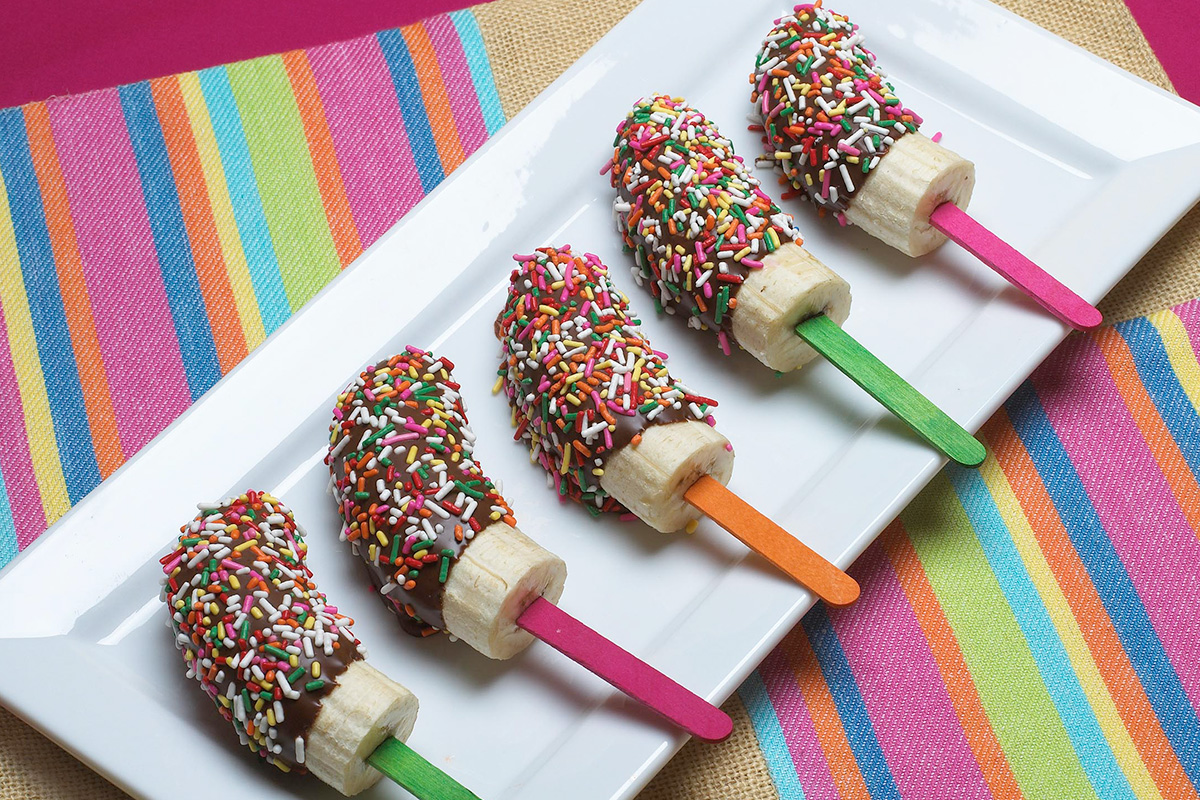 Banane me çokollatë & sprinkles