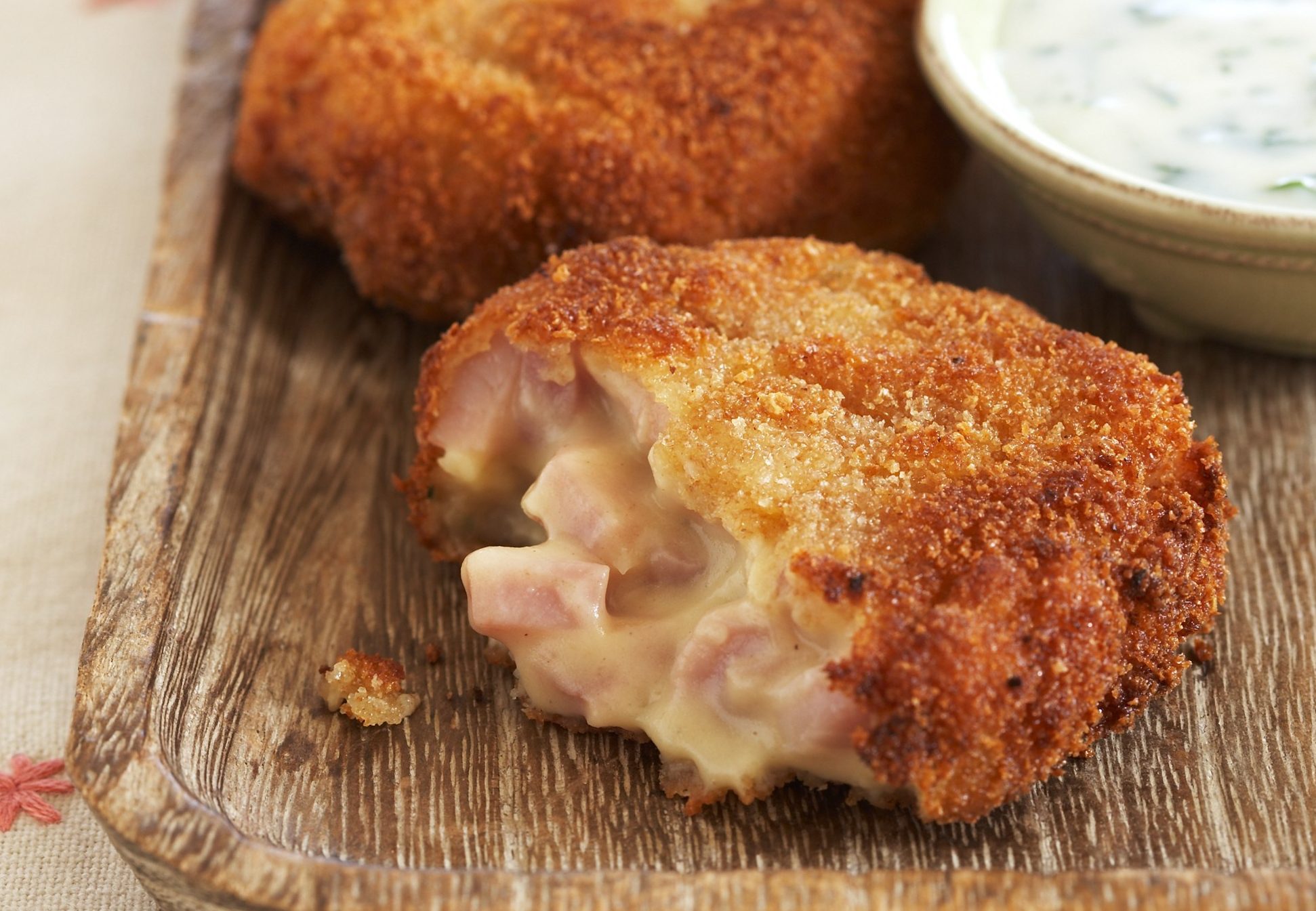 Kroketa me djathë dhe proshutë