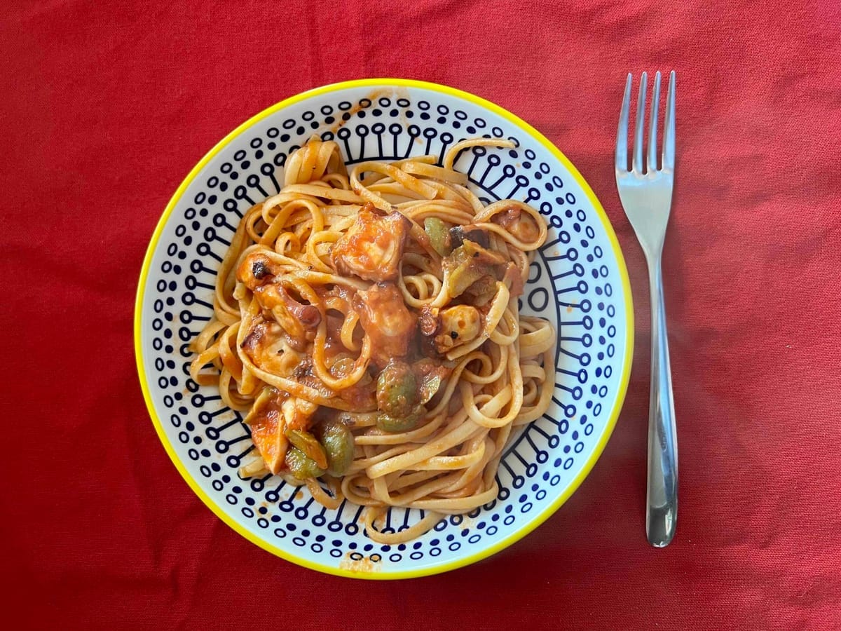 Linguine me oktapod dhe ullinj - 32g proteina, 30 minuta