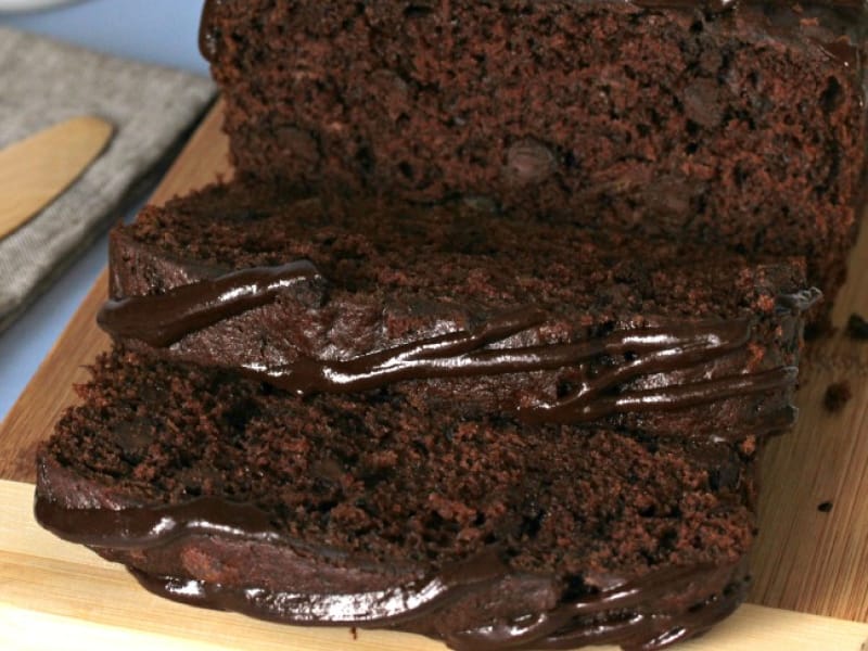 Kek me banane me dopjo cokollate