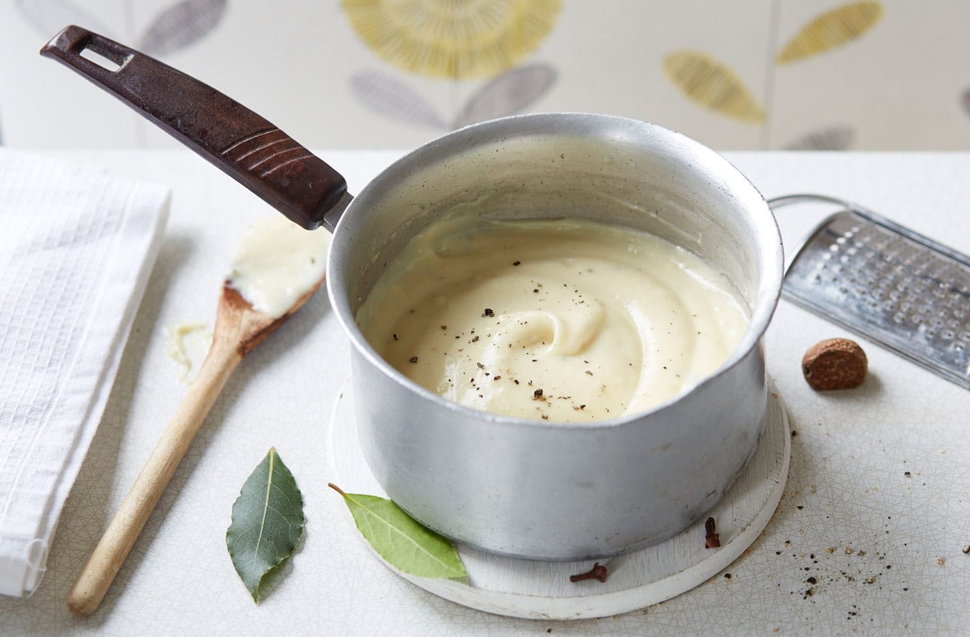 Receta bazike: Salca beshamel