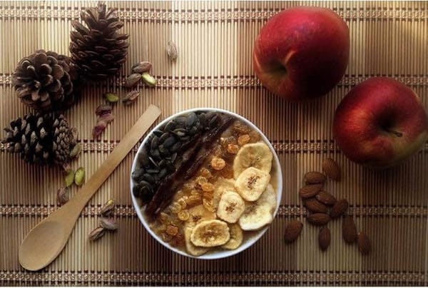 Recete Vegan: Smoothie me banane dhe luleshtrydhe i nivelit tjeter